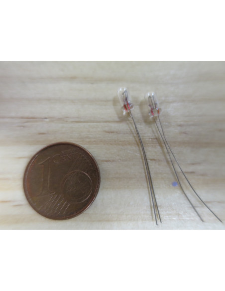 ROCO 2 BOMBILLAS PEQUEÑAS 2MM DIAMETRO